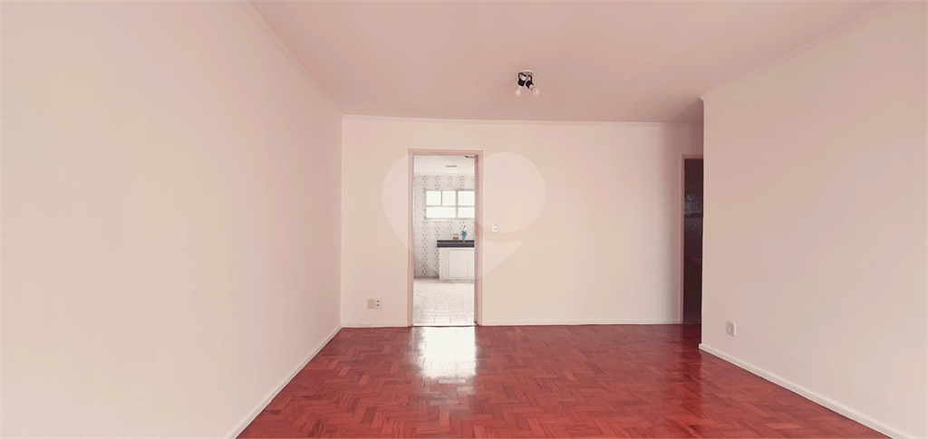 Imóvel de 98m² com 3 quartos, 1 suíte, sala ampla e academia 01 vaga Perdizes 