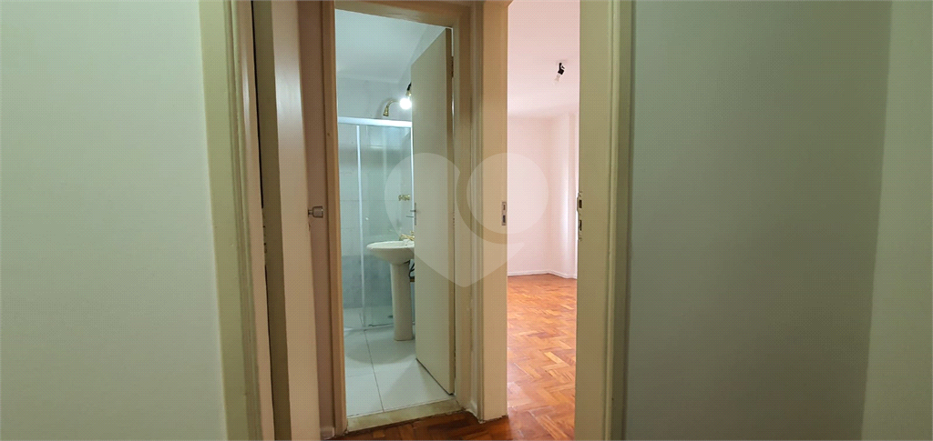 Imóvel de 98m² com 3 quartos, 1 suíte, sala ampla e academia 01 vaga Perdizes 