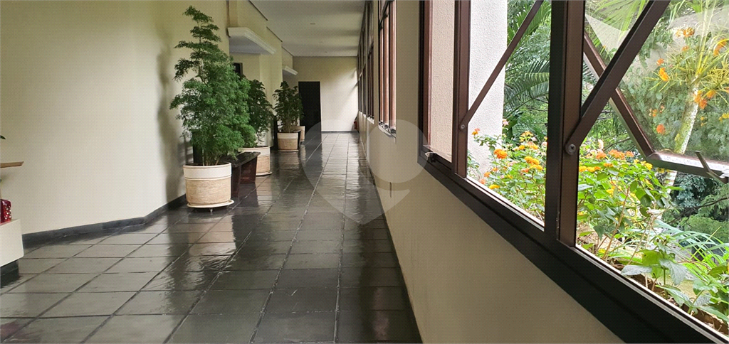 Imóvel de 98m² com 3 quartos, 1 suíte, sala ampla e academia 01 vaga Perdizes 