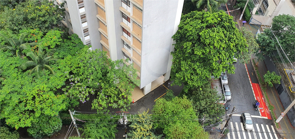 Imóvel de 98m² com 3 quartos, 1 suíte, sala ampla e academia 01 vaga Perdizes 