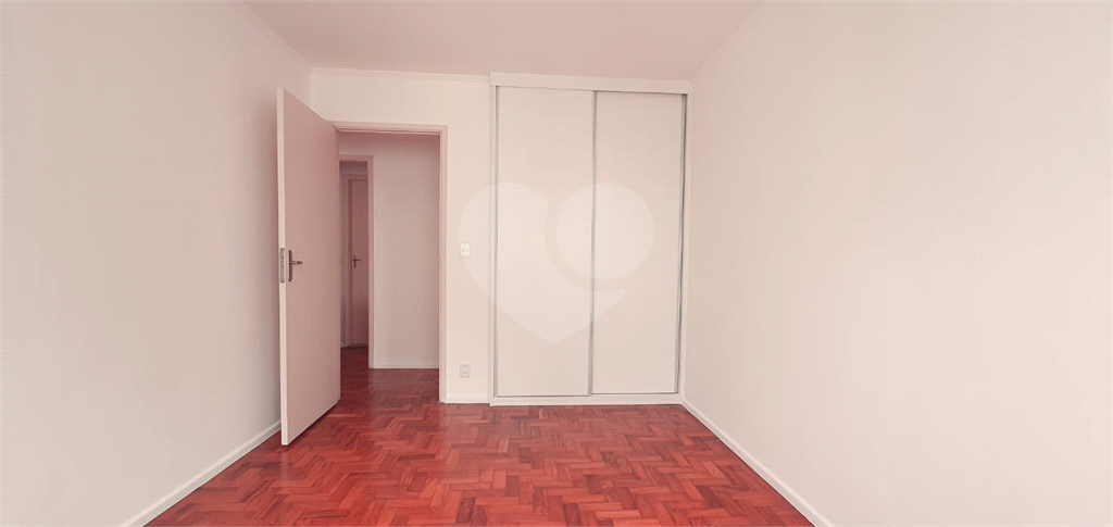 Imóvel de 98m² com 3 quartos, 1 suíte, sala ampla e academia 01 vaga Perdizes 