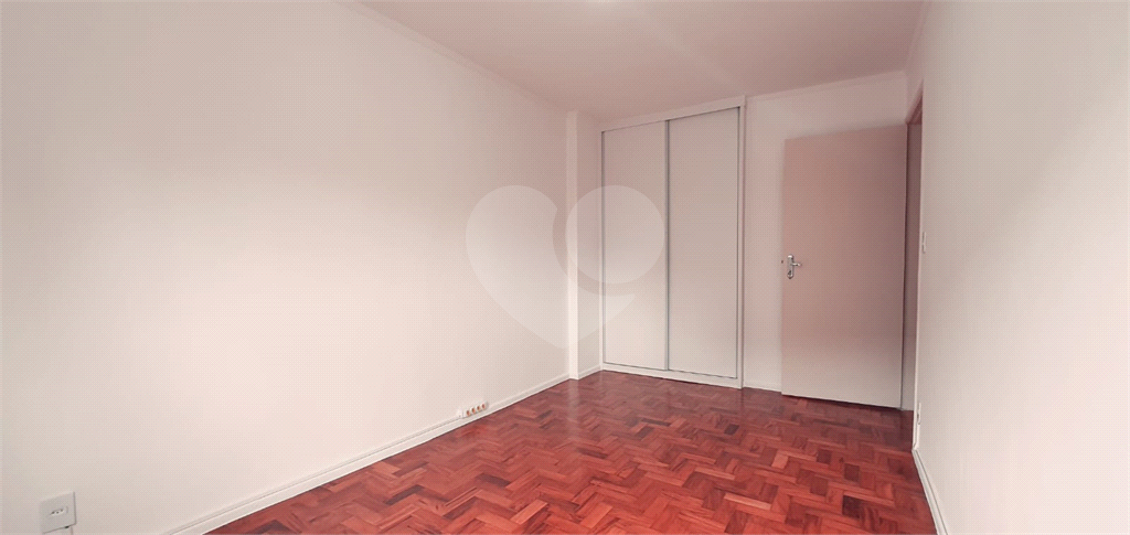 Imóvel de 98m² com 3 quartos, 1 suíte, sala ampla e academia 01 vaga Perdizes 