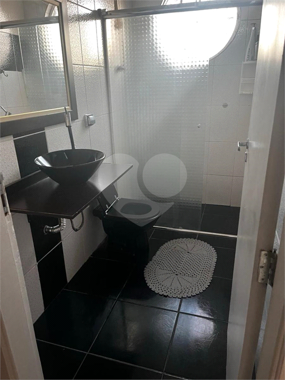 Sobrado em Rua Fechada localizado em área nobre do Jardim Guapira ,4 dormitórios 2 suítes e piscina 