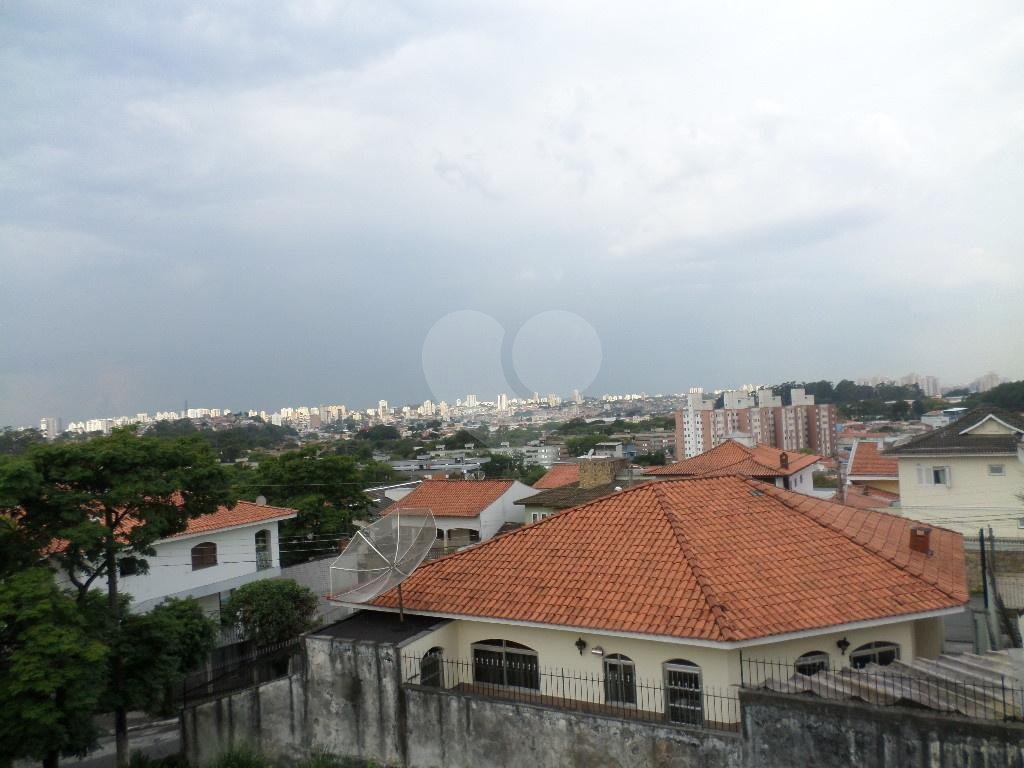Sobrado em Rua Fechada localizado em área nobre do Jardim Guapira ,4 dormitórios 2 suítes e piscina 