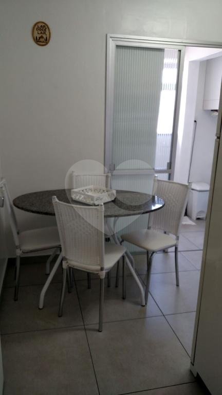 Apartamento, 2 dormitórios condominio baixo 