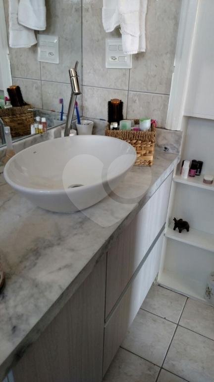 Apartamento, 2 dormitórios condominio baixo 