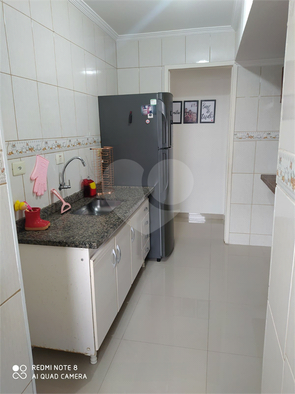Apartamento, 2 dormitórios condominio baixo 