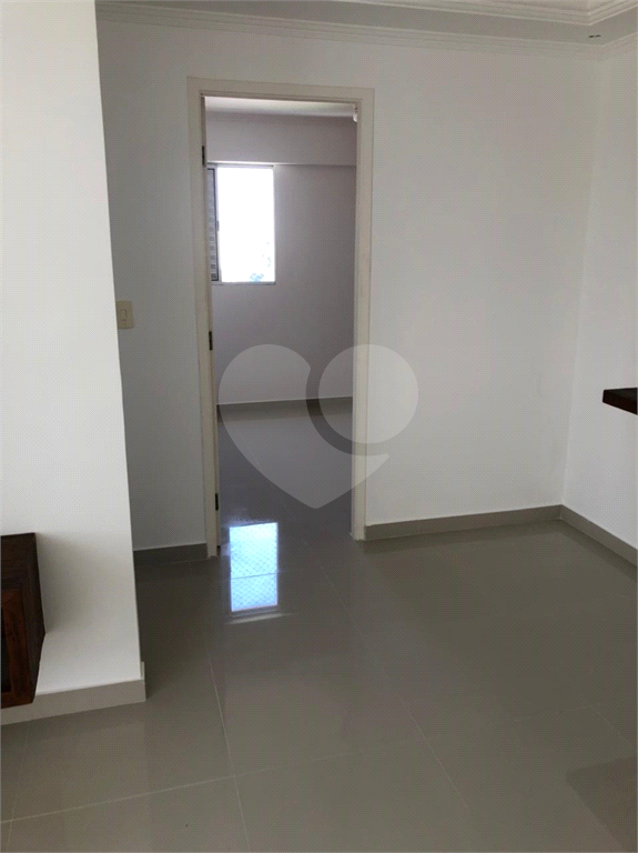 Apartamento, 2 dormitórios condominio baixo 