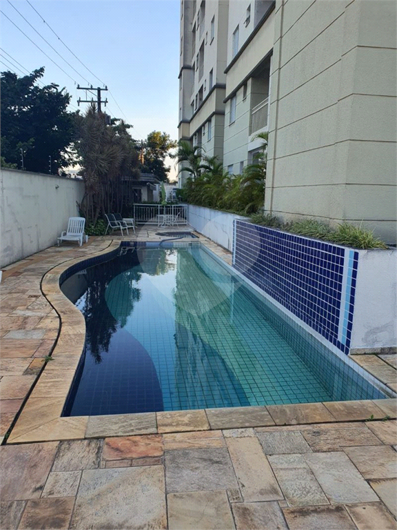 Apartamento no Limão.