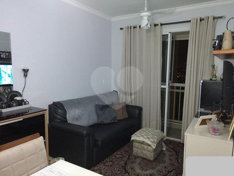 Apartamento no Limão.