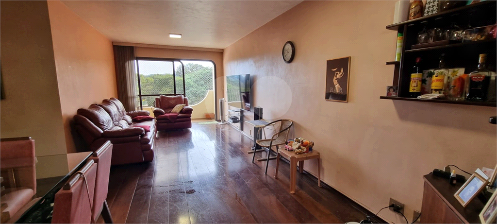 APARTAMENTO em HORTO FLORESTAL