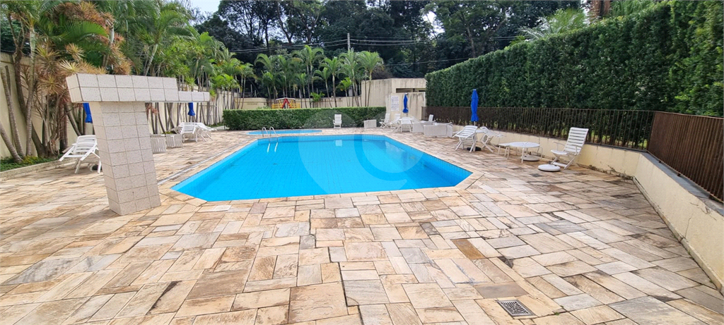 APARTAMENTO em HORTO FLORESTAL