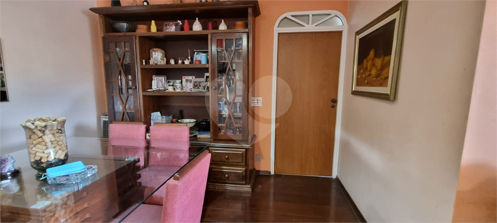 APARTAMENTO em HORTO FLORESTAL
