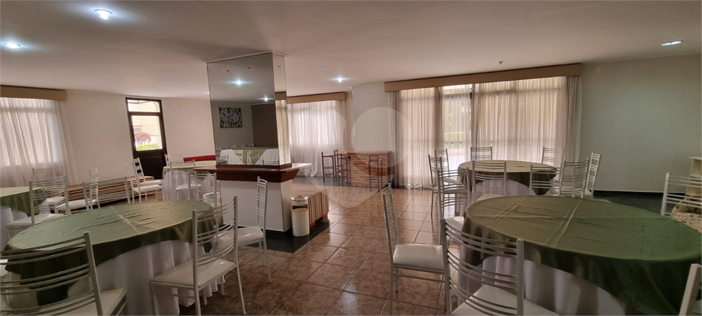APARTAMENTO em HORTO FLORESTAL