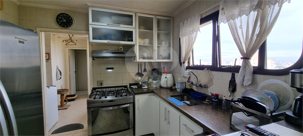 APARTAMENTO em HORTO FLORESTAL