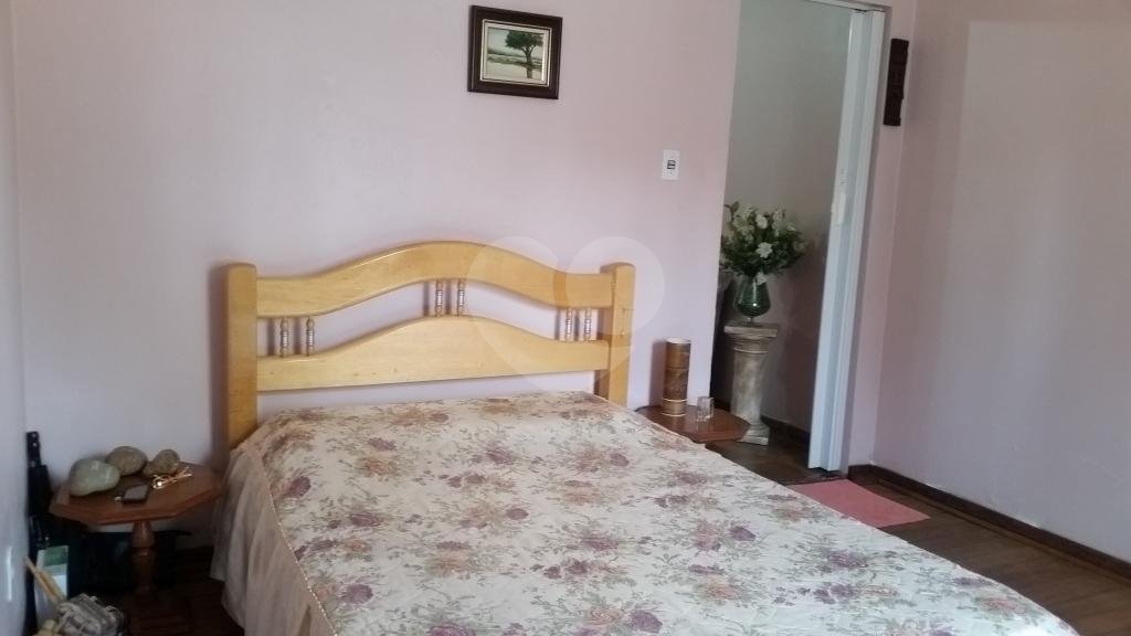 Casa 4 dormitórios, 1 vaga 