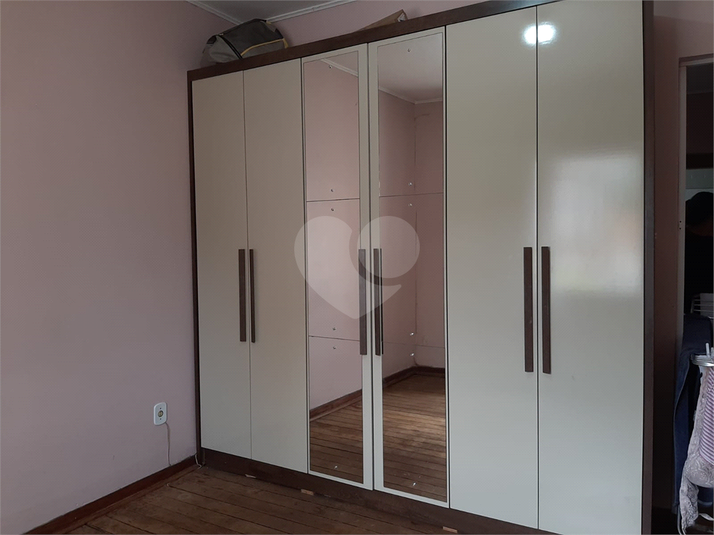 Casa 4 dormitórios, 1 vaga 