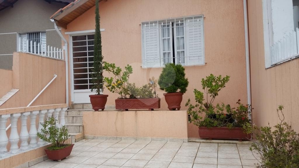 Casa 4 dormitórios, 1 vaga 