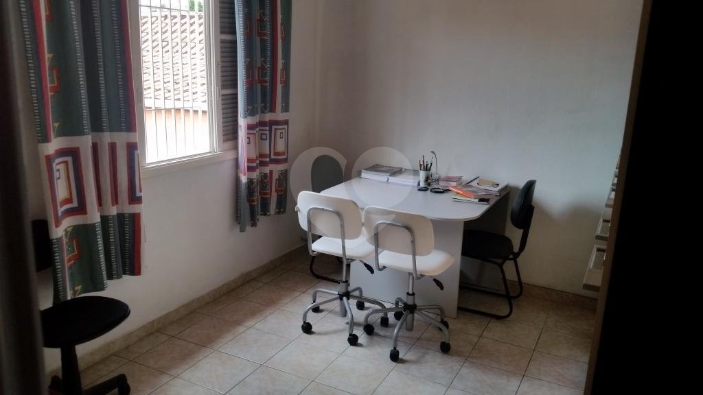 Casa 4 dormitórios, 1 vaga 