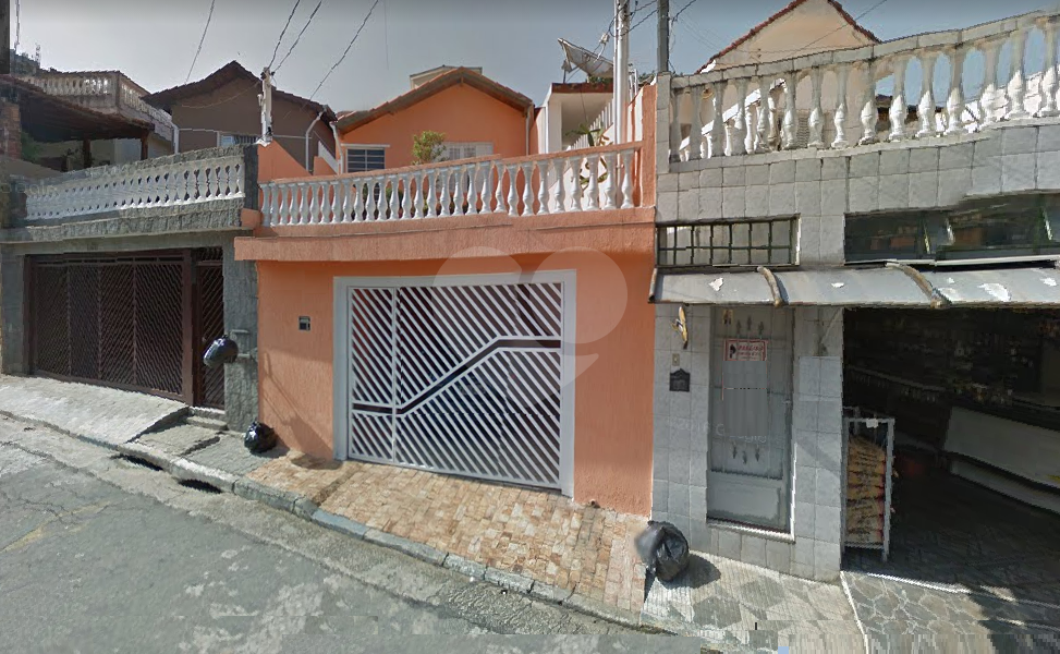 Casa 4 dormitórios, 1 vaga 