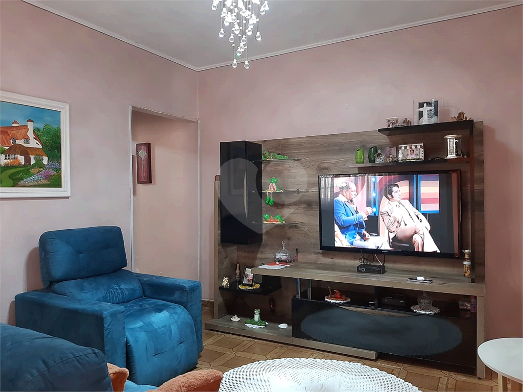 Casa 4 dormitórios, 1 vaga 