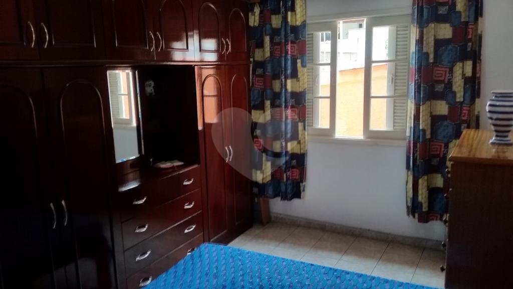 Casa 4 dormitórios, 1 vaga 