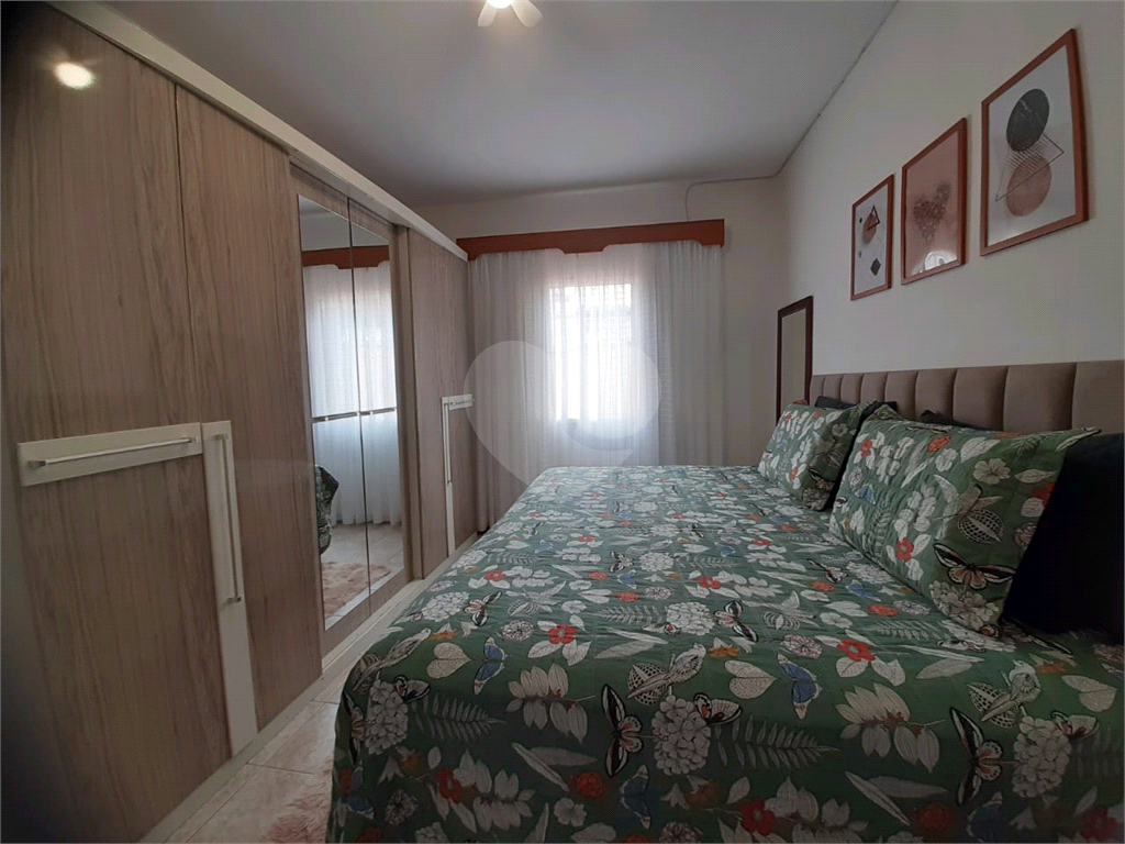 Casa 4 dormitórios, 1 vaga 