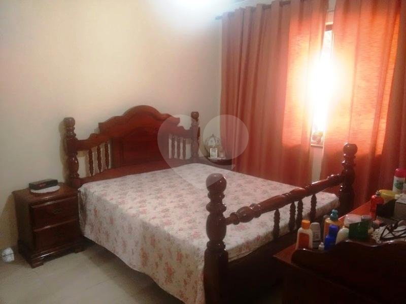 Prédio com Galpão no piso térreo e Casa no piso Superior a Venda na região da Vila Prudente