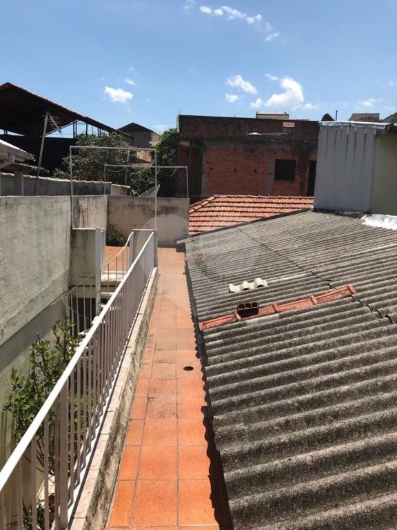 Casa térrea à venda no Parque Vitória