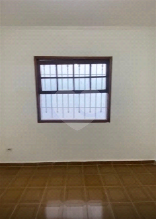 Casa térrea à venda no Parque Vitória