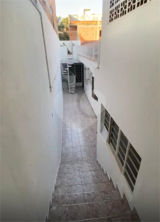 Casa térrea à venda no Parque Vitória