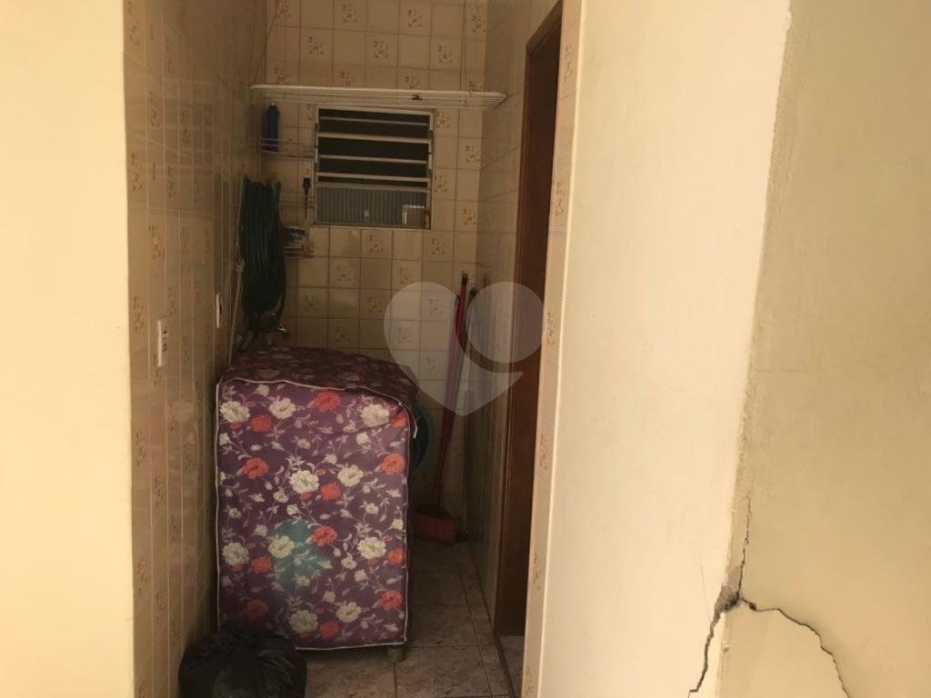 Casa térrea à venda no Parque Vitória