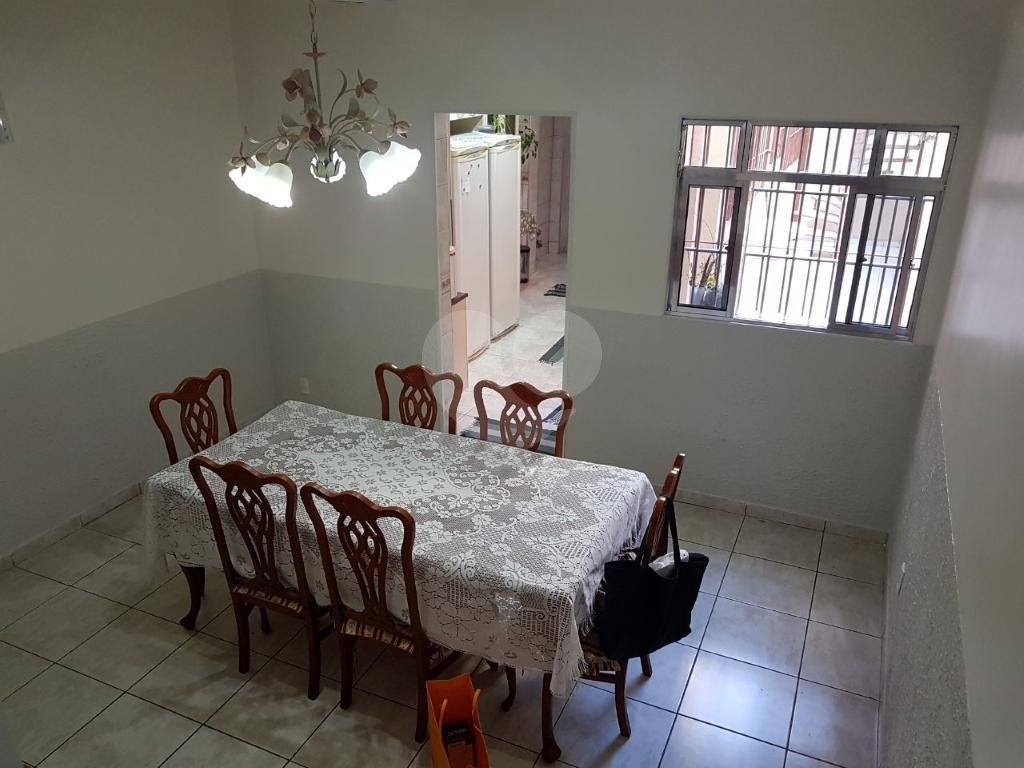 Sobrado à venda com 2 quartos, 80m² - Foto 2