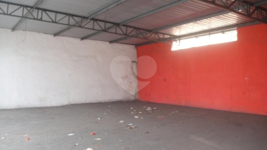 TERRENO EM ÁREA COMERCIAL