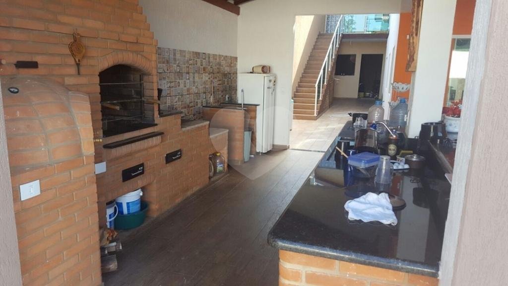  Casa na Cidade de Cerquilho semi nova, com tudo o que tem de melhor com ampla área de lazer!!!