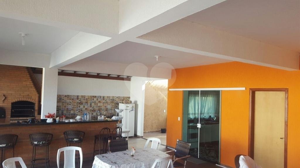  Casa na Cidade de Cerquilho semi nova, com tudo o que tem de melhor com ampla área de lazer!!!