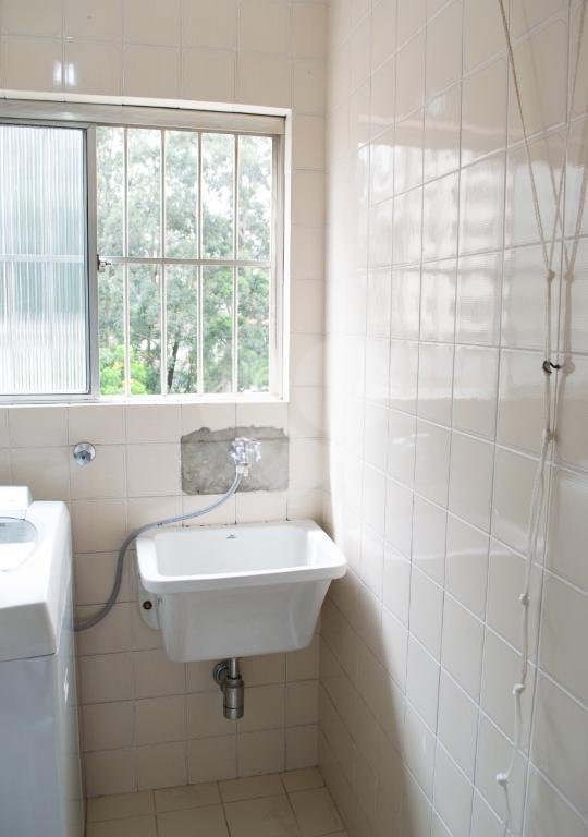 Apartamento à venda no Santa Terezinha na Rua Copacabana