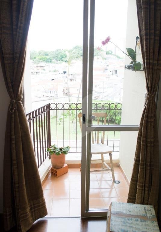 Apartamento à venda no Santa Terezinha na Rua Copacabana