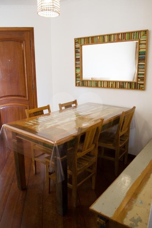 Apartamento à venda no Santa Terezinha na Rua Copacabana
