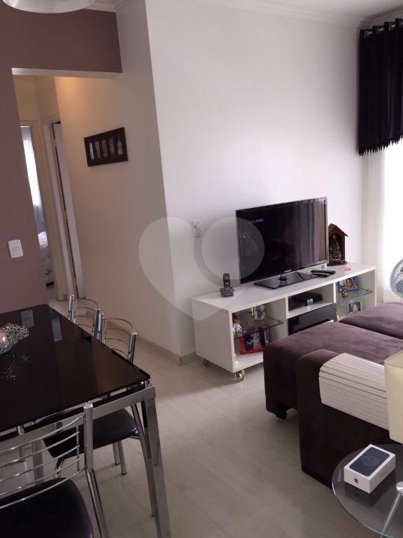 APARTAMENTO em VILA PRUDENTE