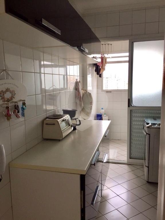 APARTAMENTO em VILA PRUDENTE