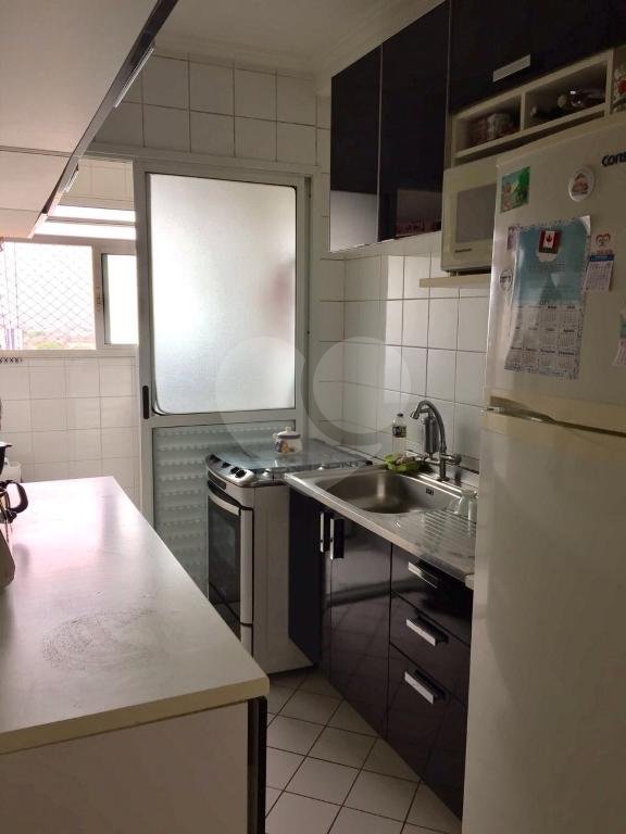 APARTAMENTO em VILA PRUDENTE