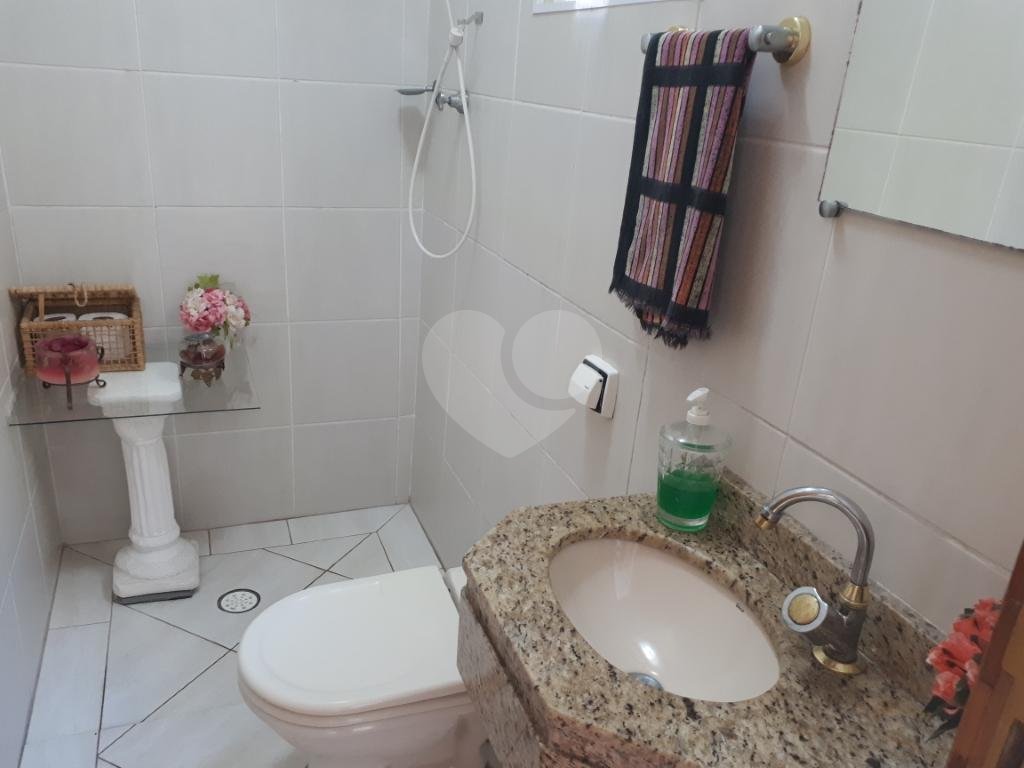 Sobrado à venda com 3 quartos, 200m² - Foto 40