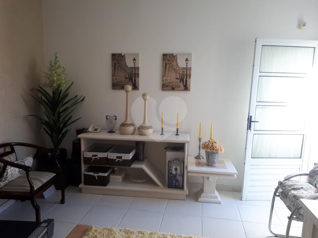 Sobrado à venda com 3 quartos, 200m² - Foto 45