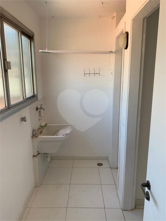 Apartamento 3 quartos 1 suíte 1 vaga na Vila Mariana para Locação Venda