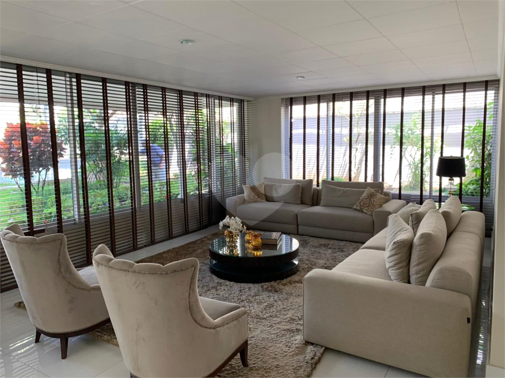 Apartamento 3 quartos 1 suíte 1 vaga na Vila Mariana para Locação Venda