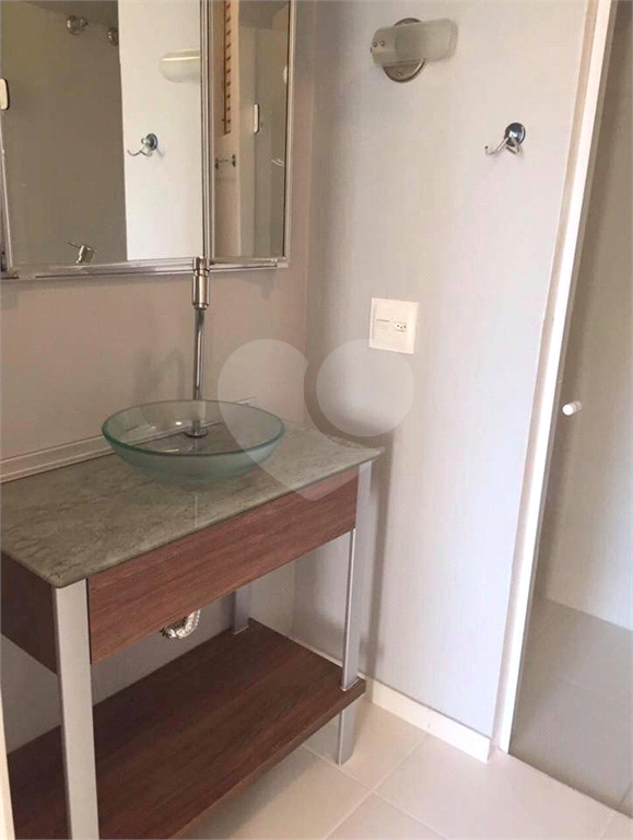 Apartamento 3 quartos 1 suíte 1 vaga na Vila Mariana para Locação Venda