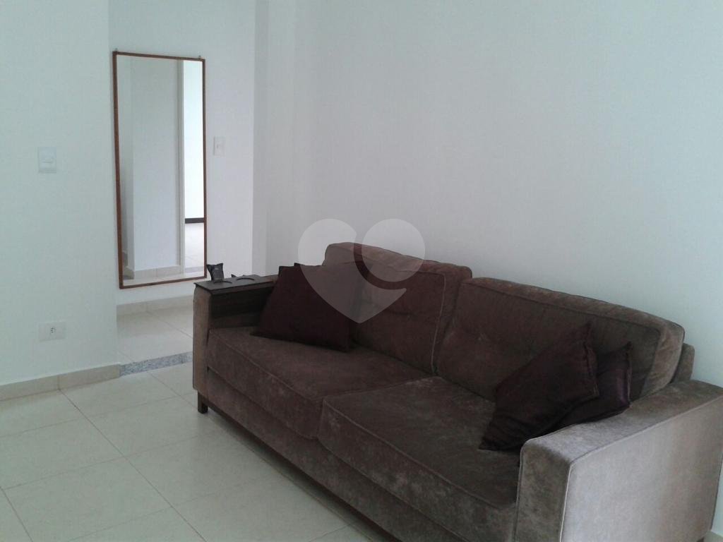Condomínio de apartamentos à venda na Água Fria
