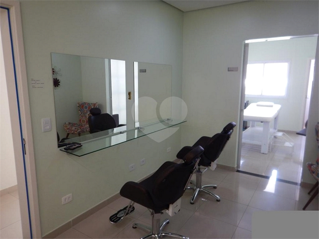 Apartamento à venda em Santana, bairro nobre da Zona Norte.