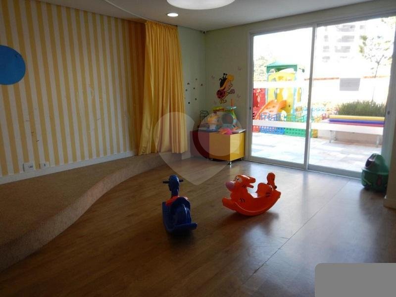 Apartamento à venda em Santana, bairro nobre da Zona Norte.